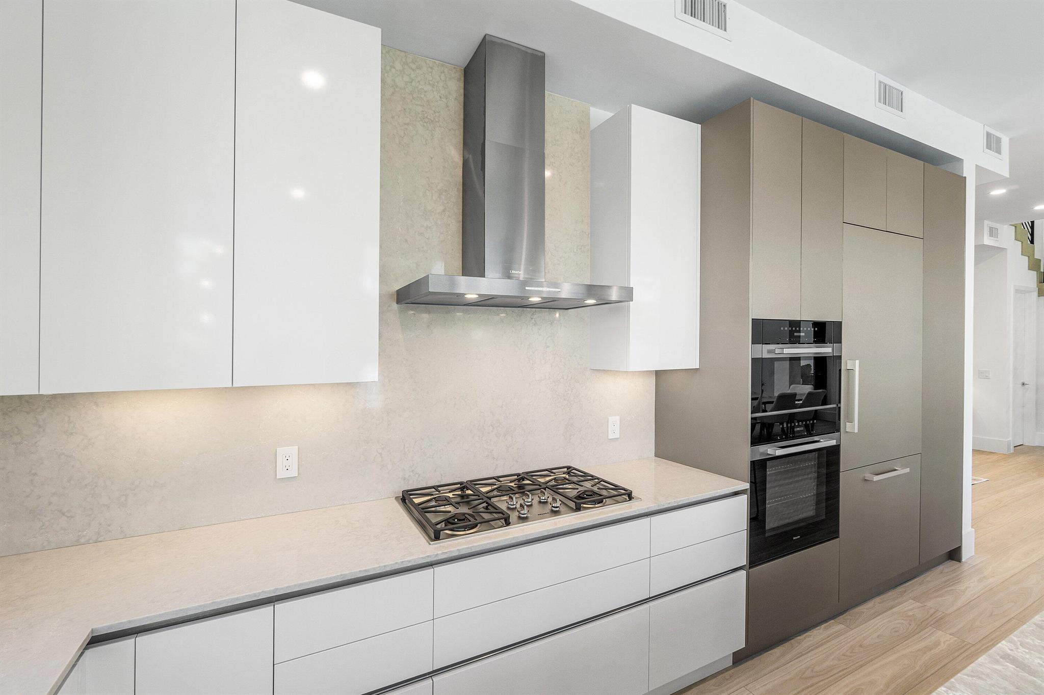 CENTENNIAL SQUARE - Residential