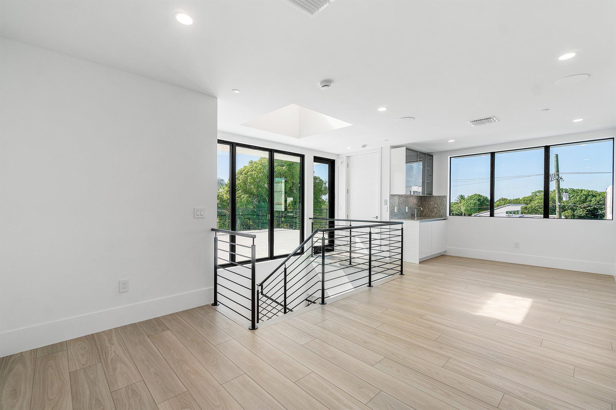 CENTENNIAL SQUARE - Residential