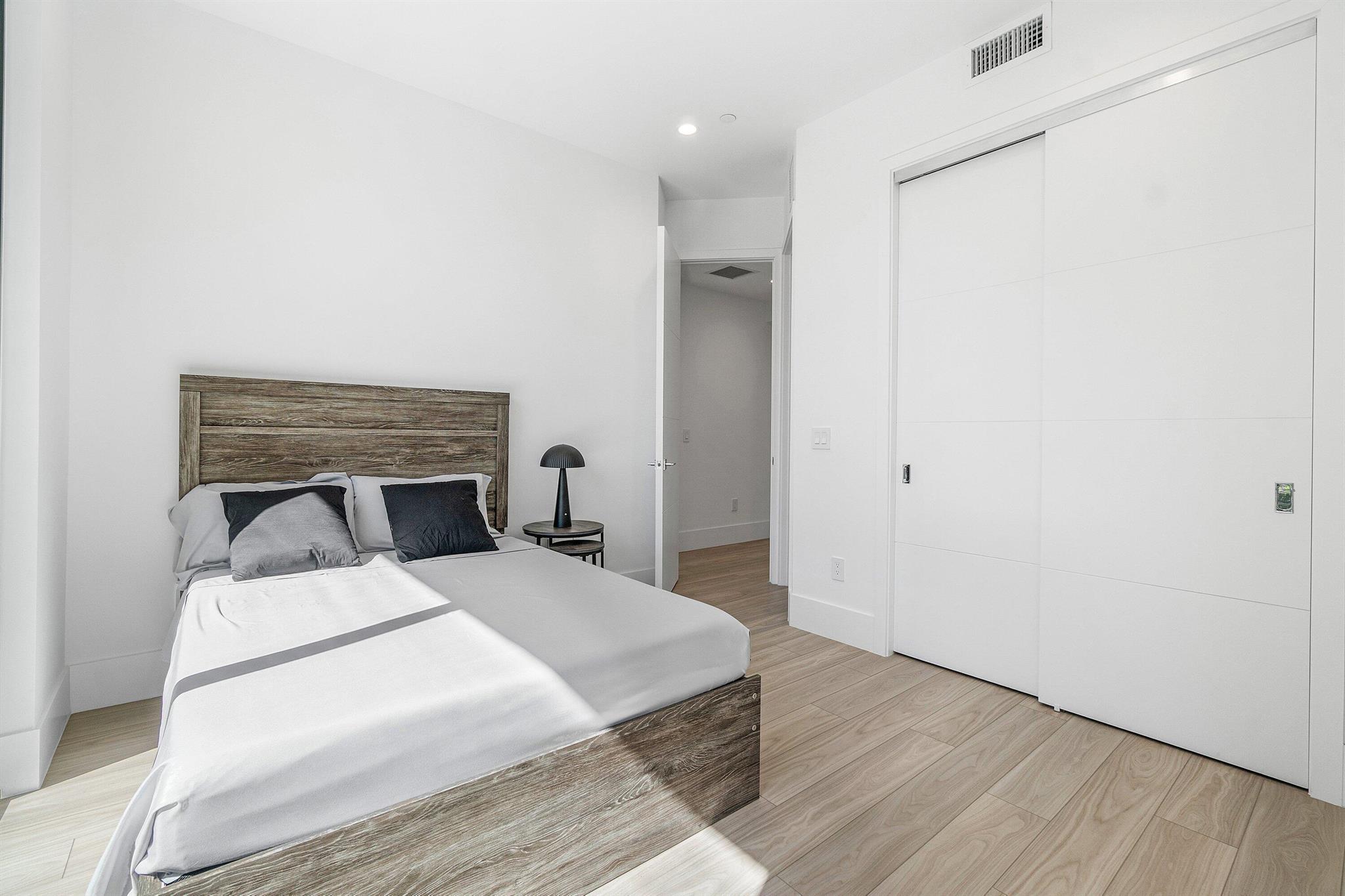 CENTENNIAL SQUARE - Residential