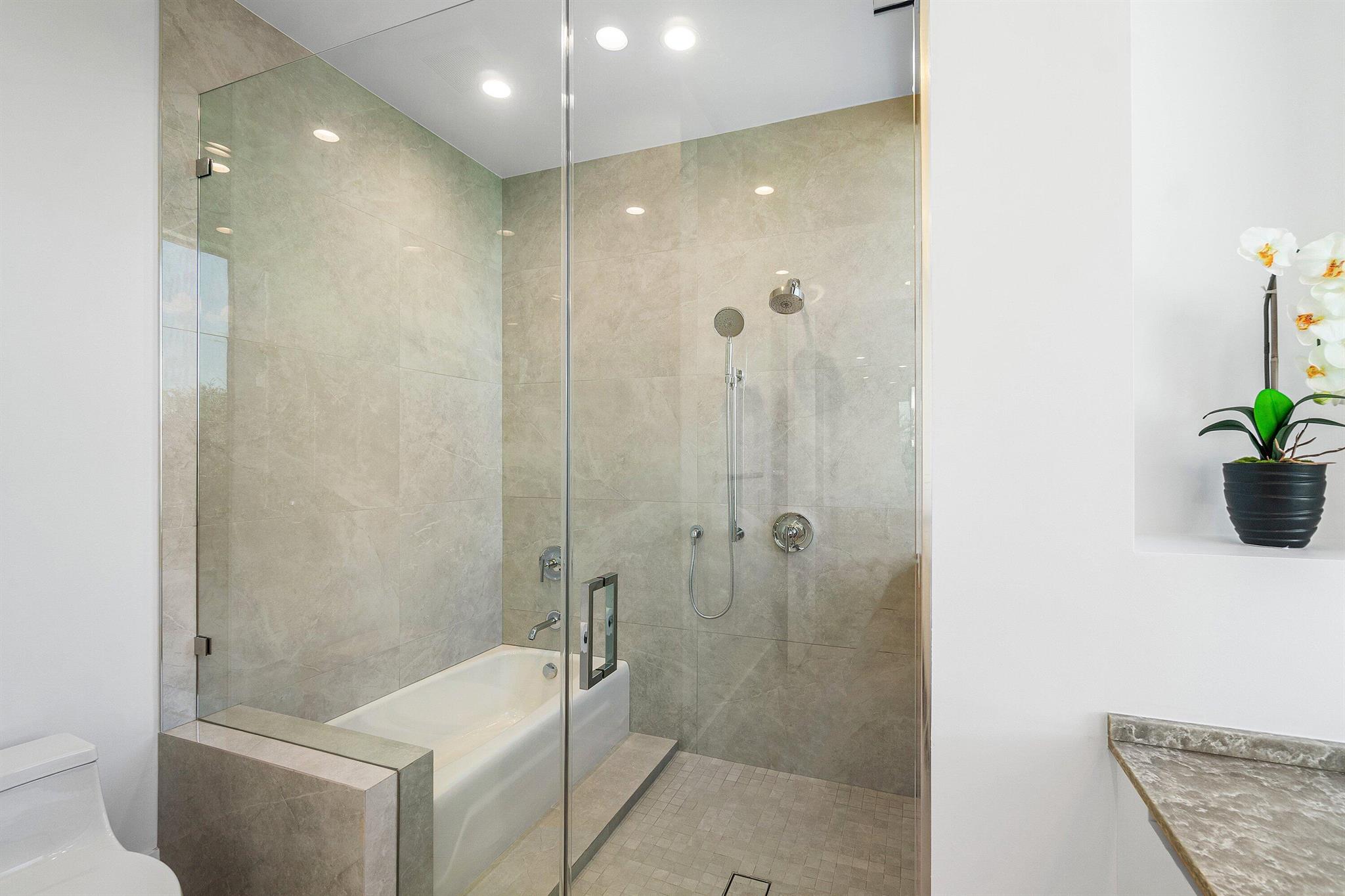 CENTENNIAL SQUARE - Residential