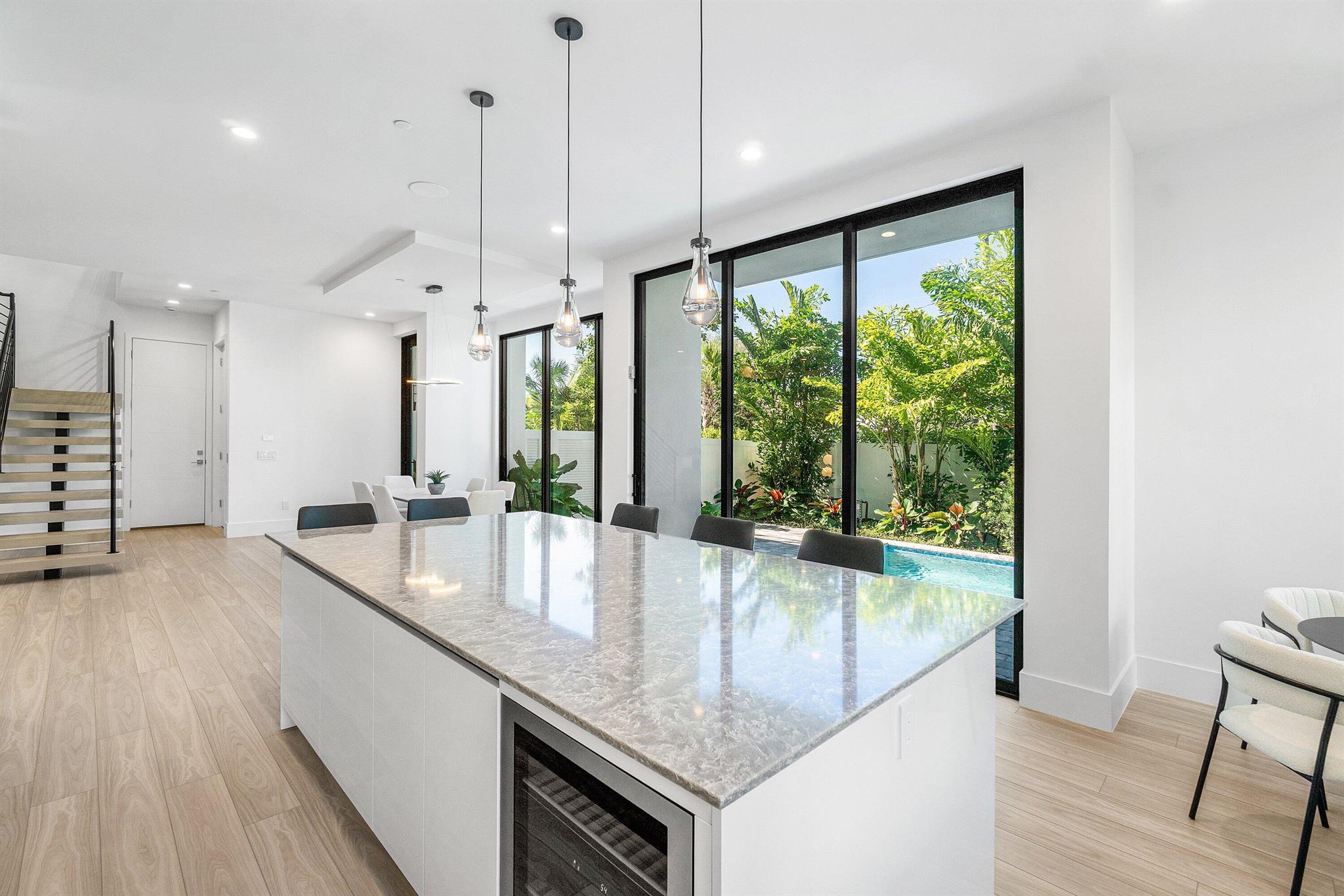 CENTENNIAL SQUARE - Residential