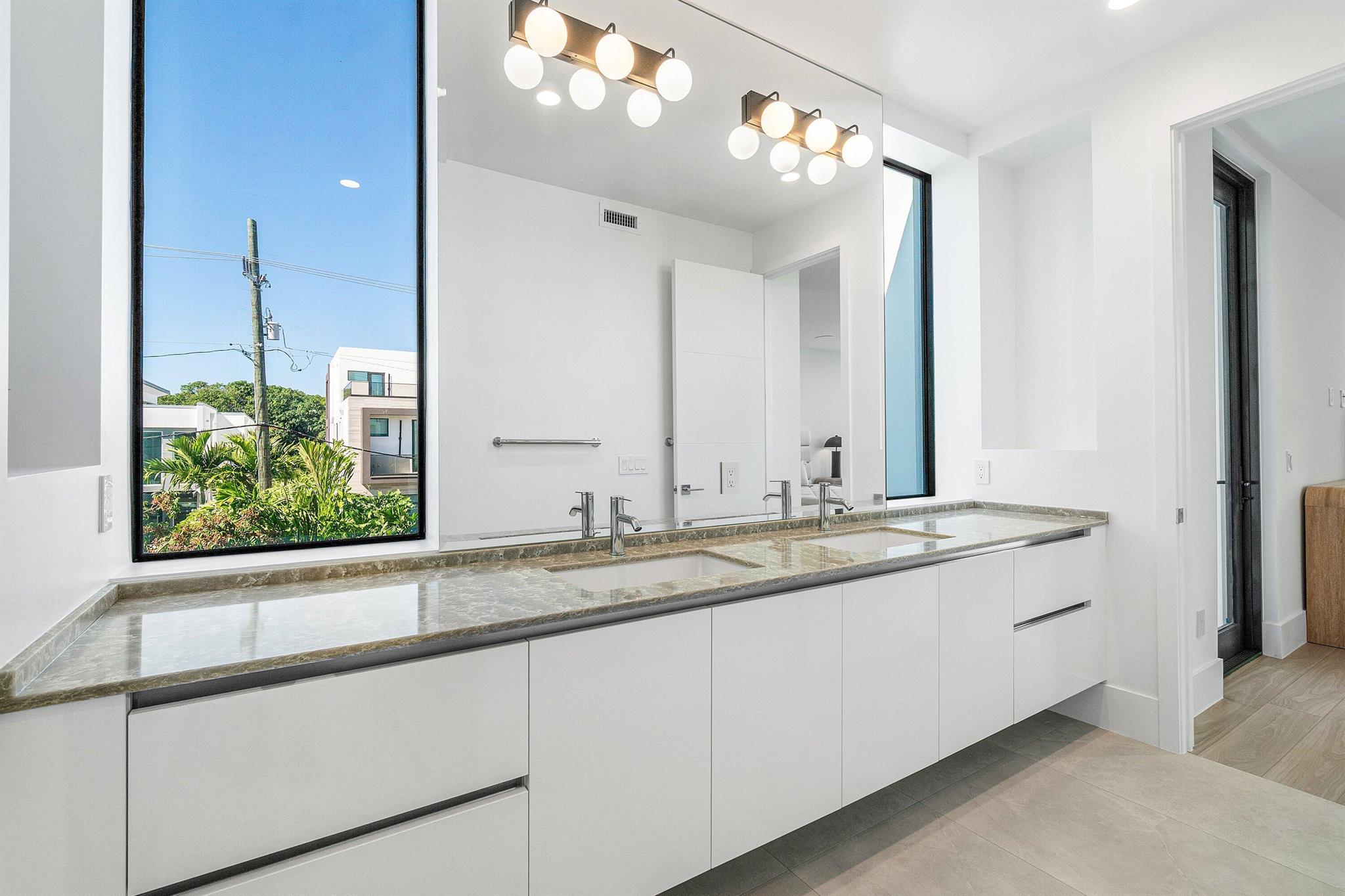 CENTENNIAL SQUARE - Residential