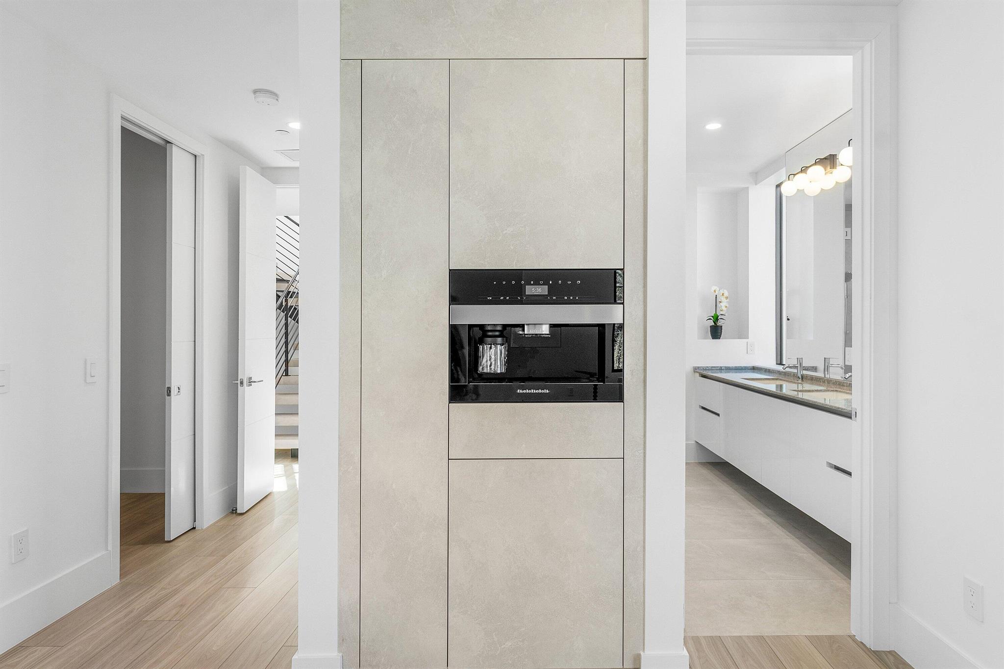 CENTENNIAL SQUARE - Residential