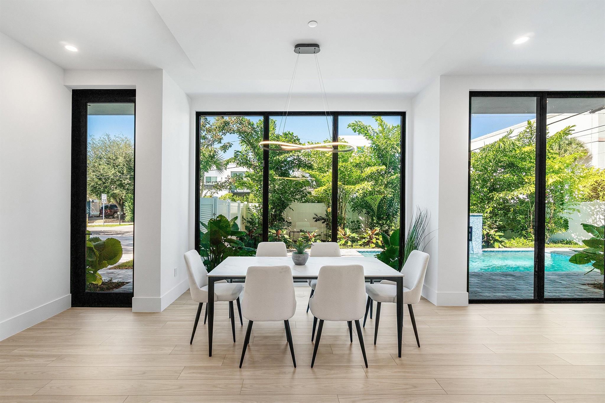 CENTENNIAL SQUARE - Residential