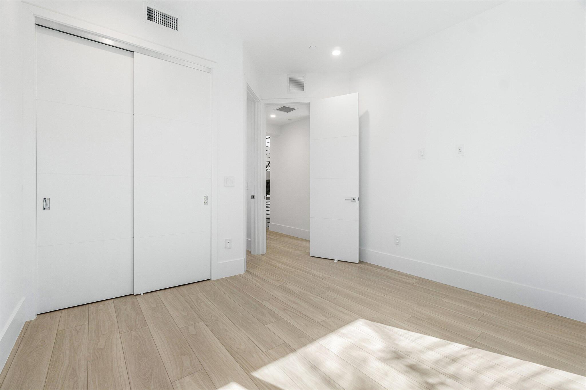 CENTENNIAL SQUARE - Residential