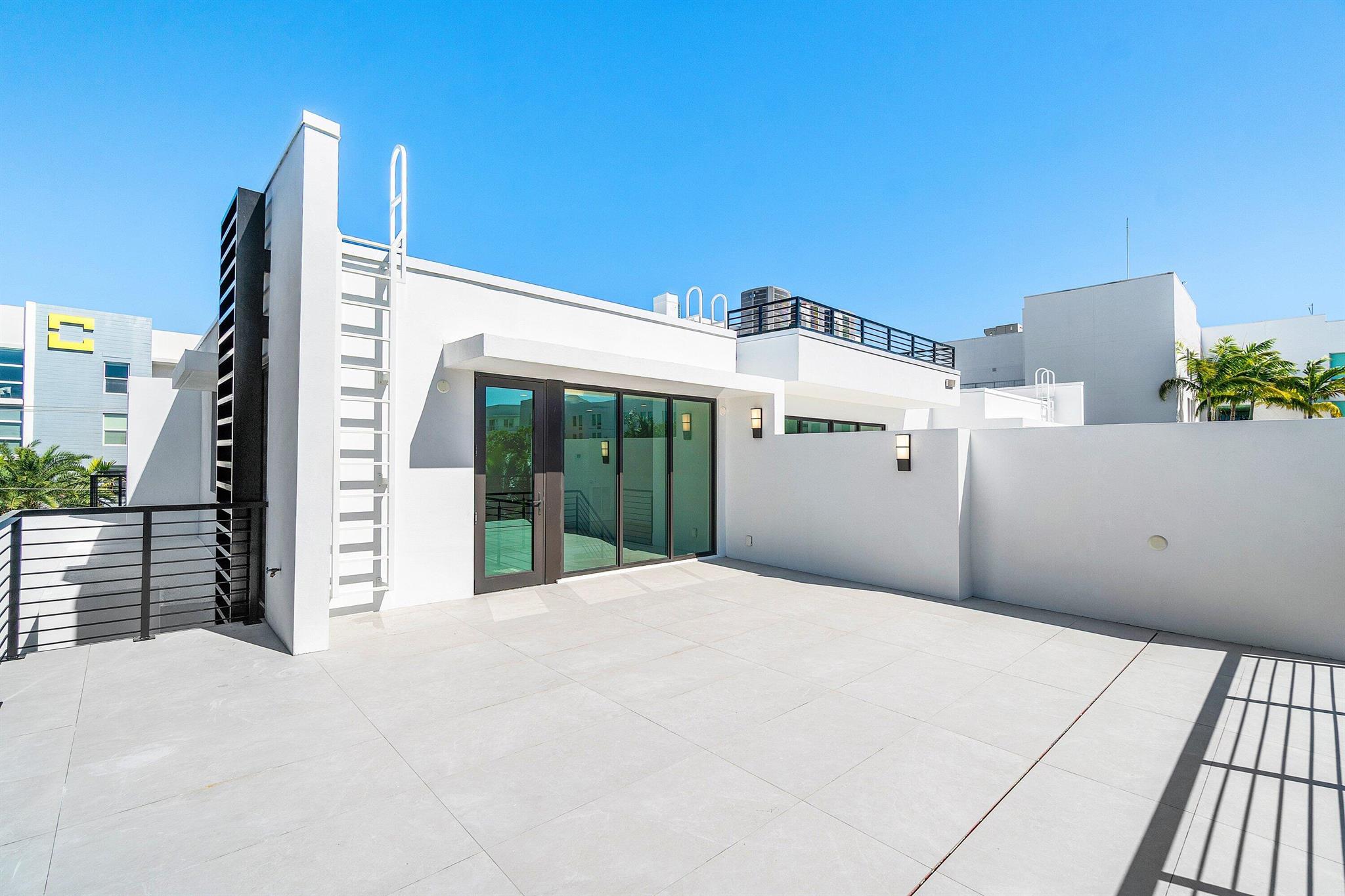 CENTENNIAL SQUARE - Residential