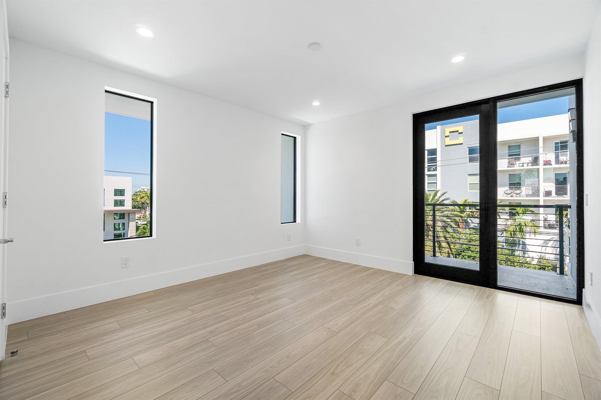 CENTENNIAL SQUARE - Residential