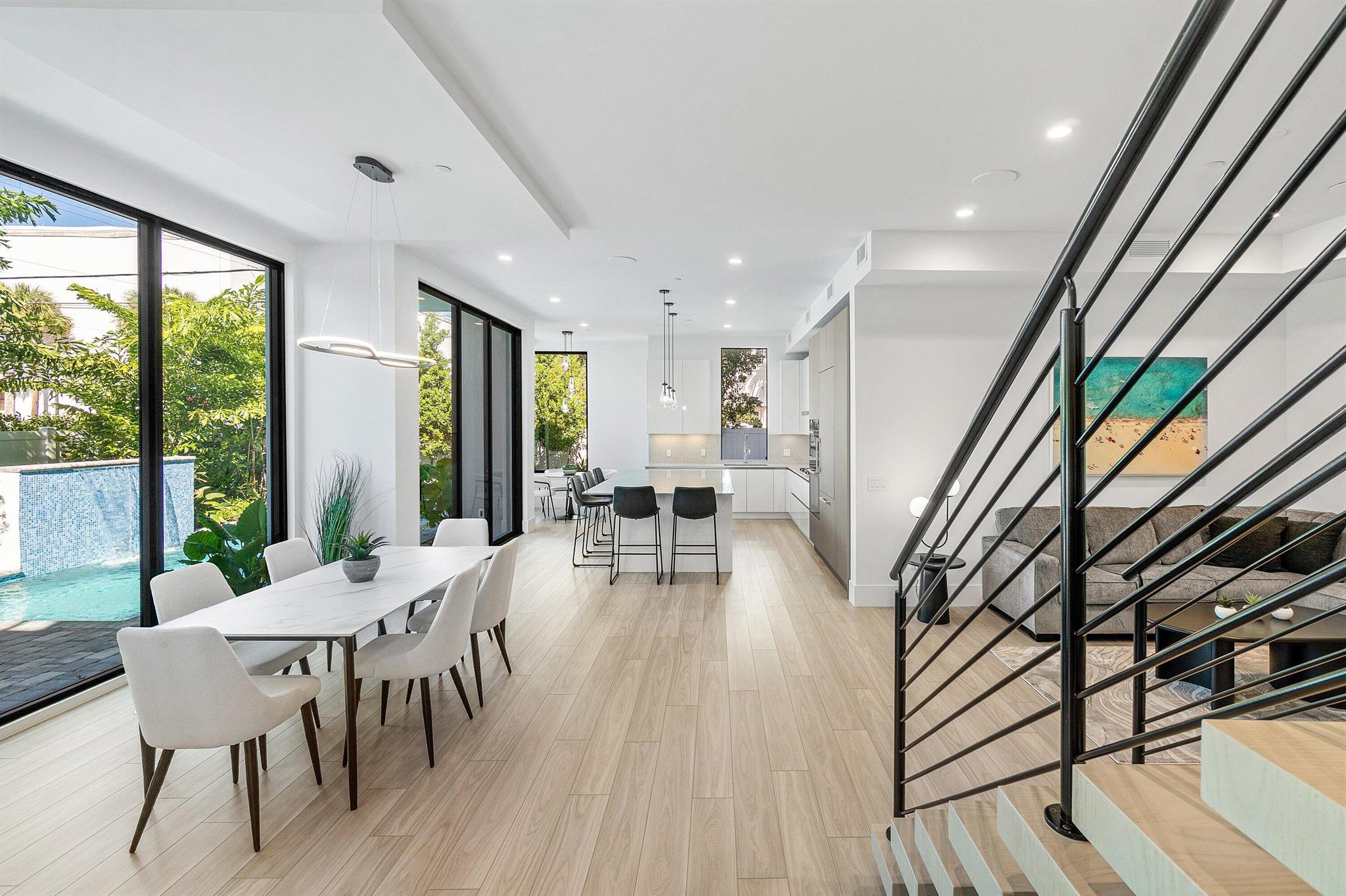 CENTENNIAL SQUARE - Residential