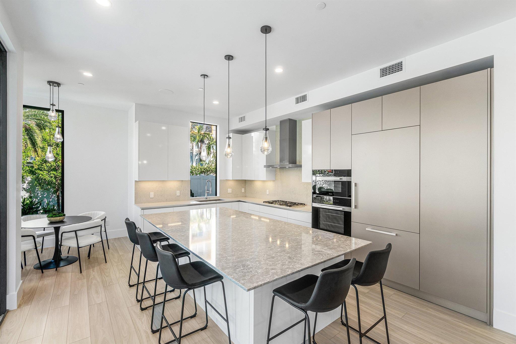 CENTENNIAL SQUARE - Residential