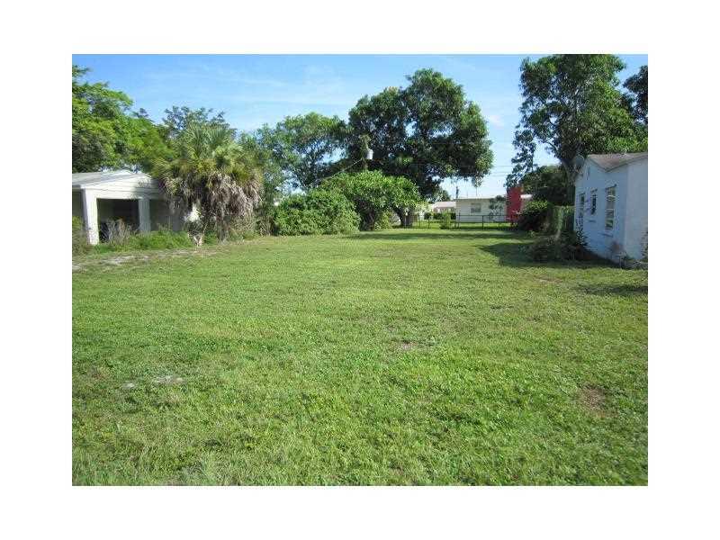 LAUDERDALE PARK - Residential