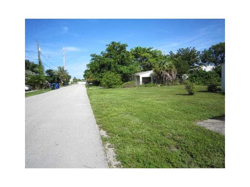 LAUDERDALE PARK - Residential