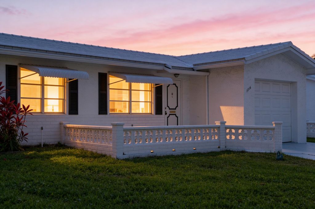 Photo of 1714 SW 19th Drive, Boynton Beach, FL 33426 (MLS # B26034368)
