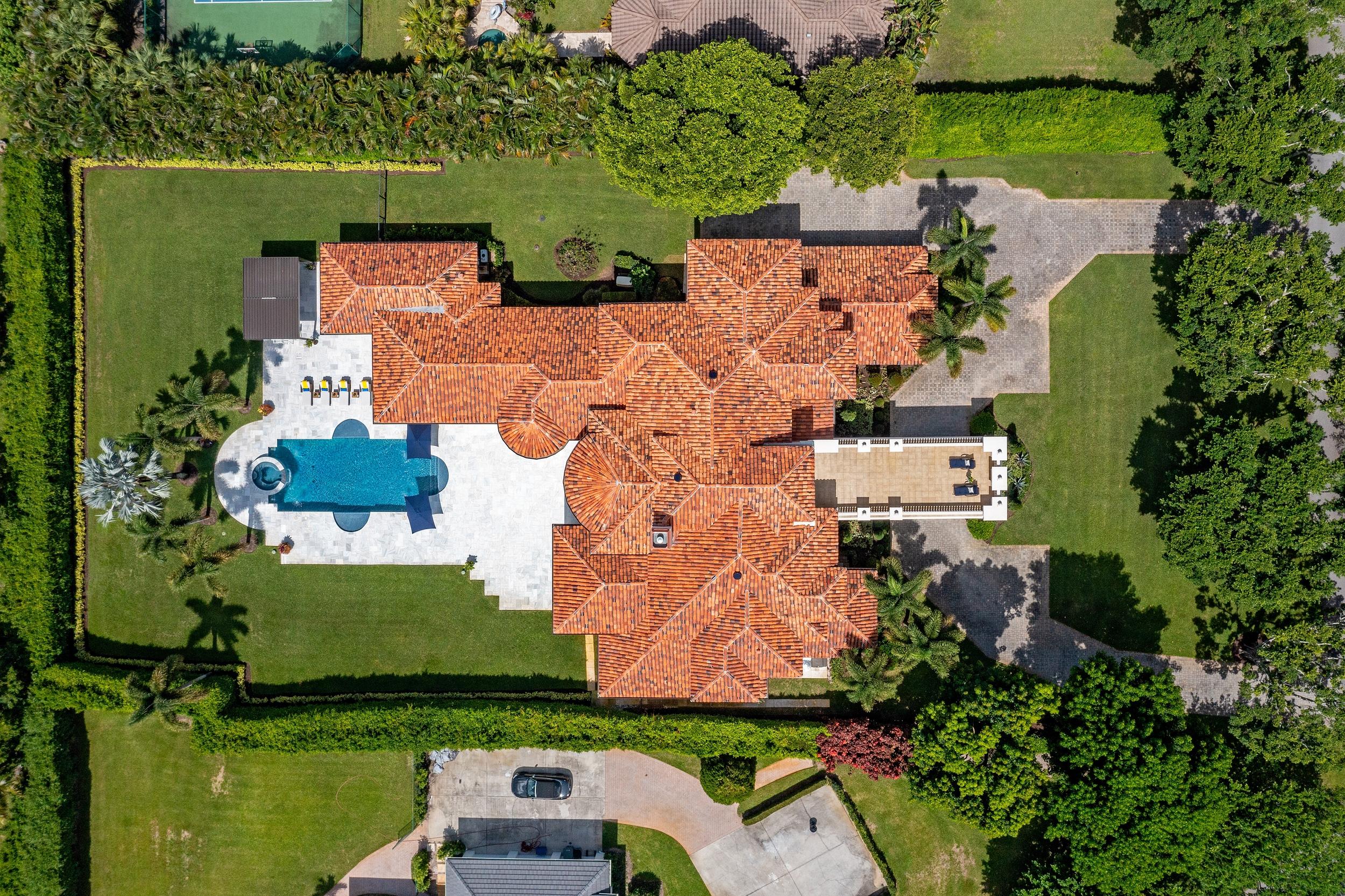 LONG LAKE ESTATES - Residential