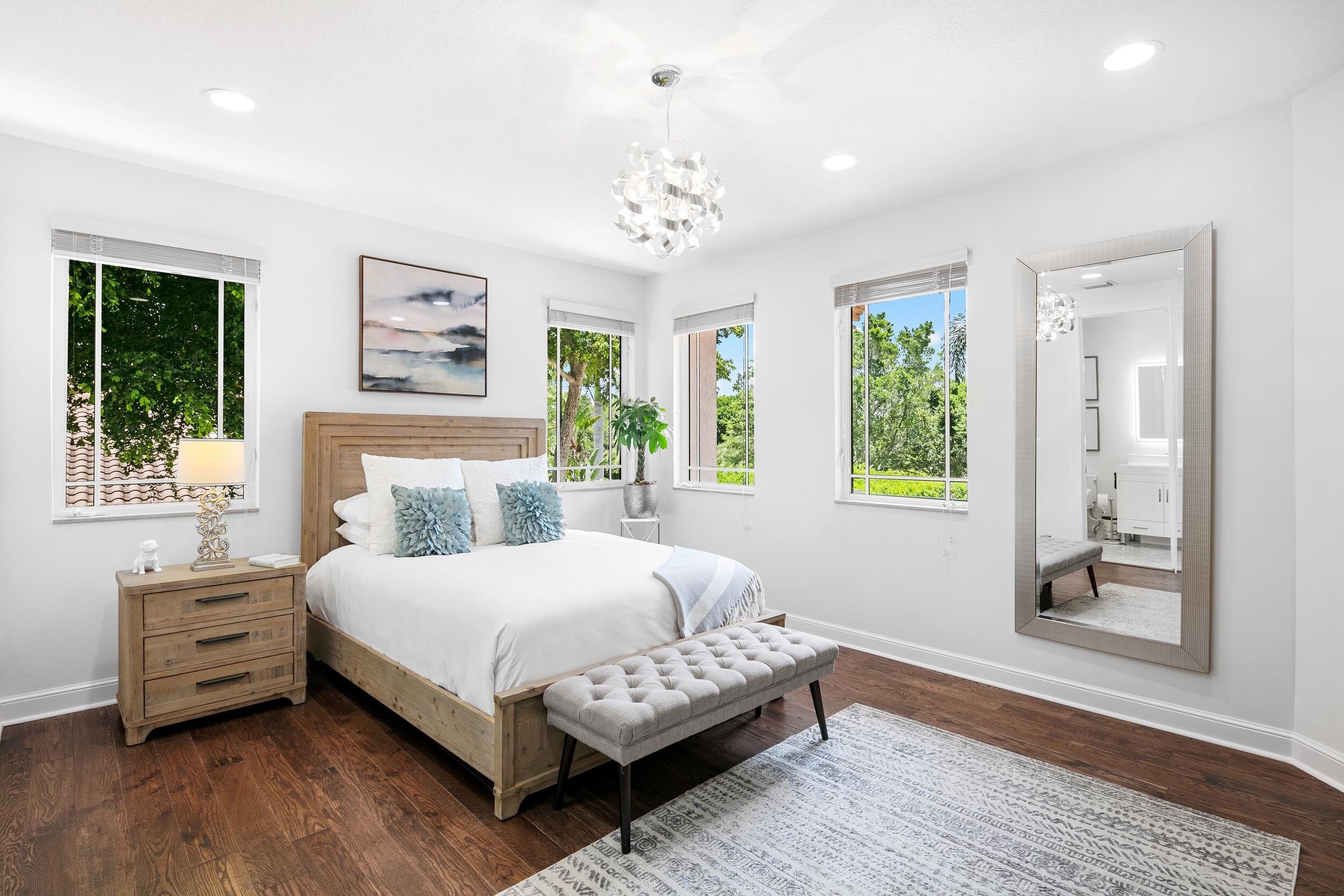 LONG LAKE ESTATES - Residential