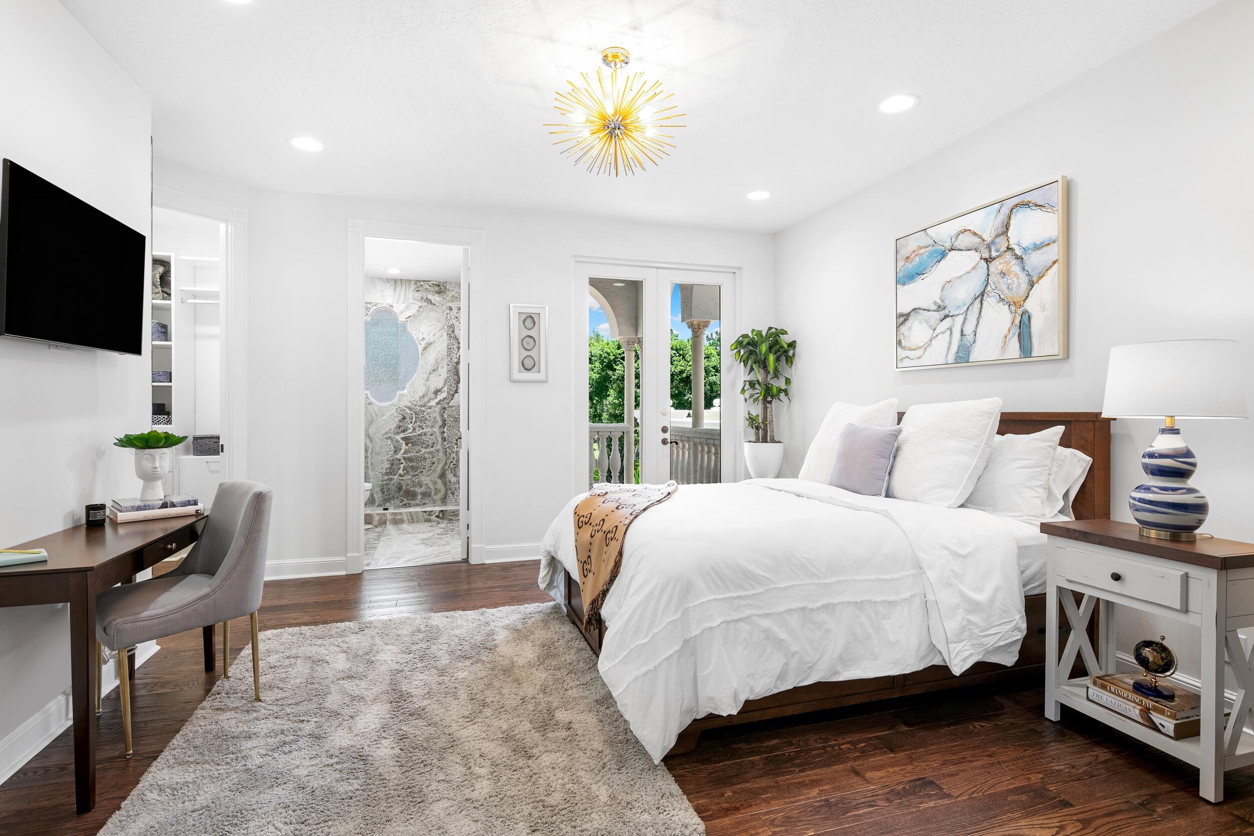 LONG LAKE ESTATES - Residential