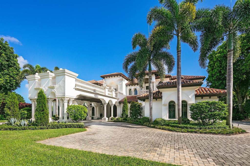 LONG LAKE ESTATES - Residential