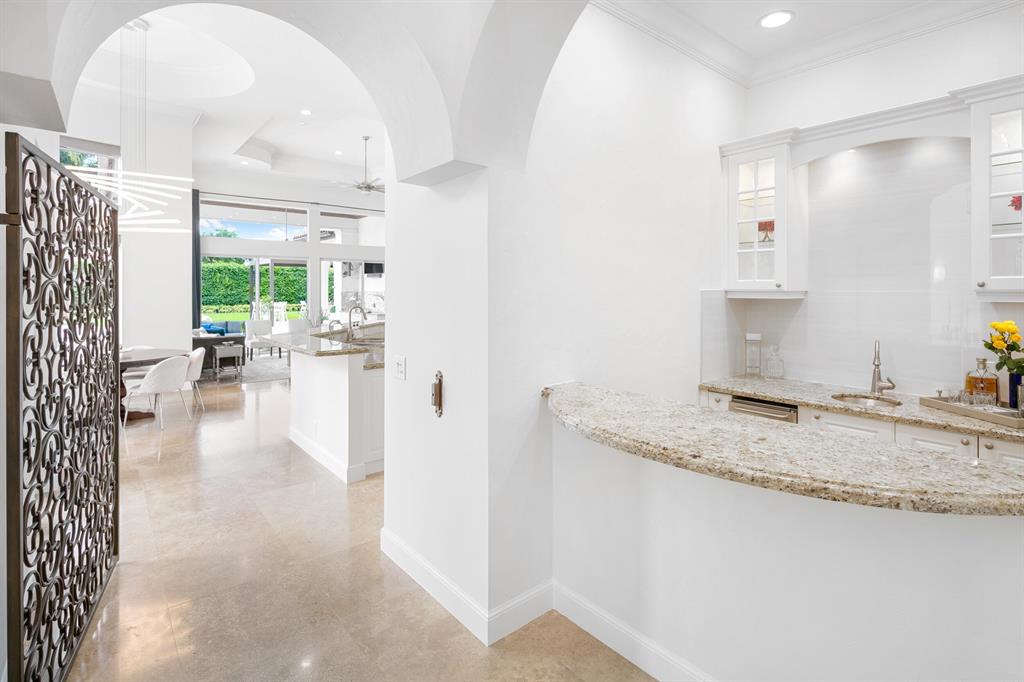 LONG LAKE ESTATES - Residential