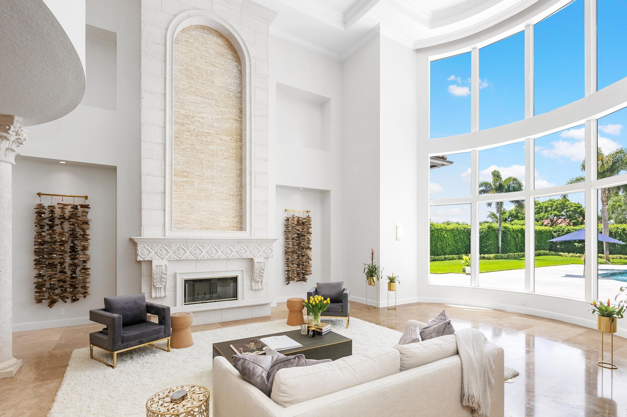 LONG LAKE ESTATES - Residential