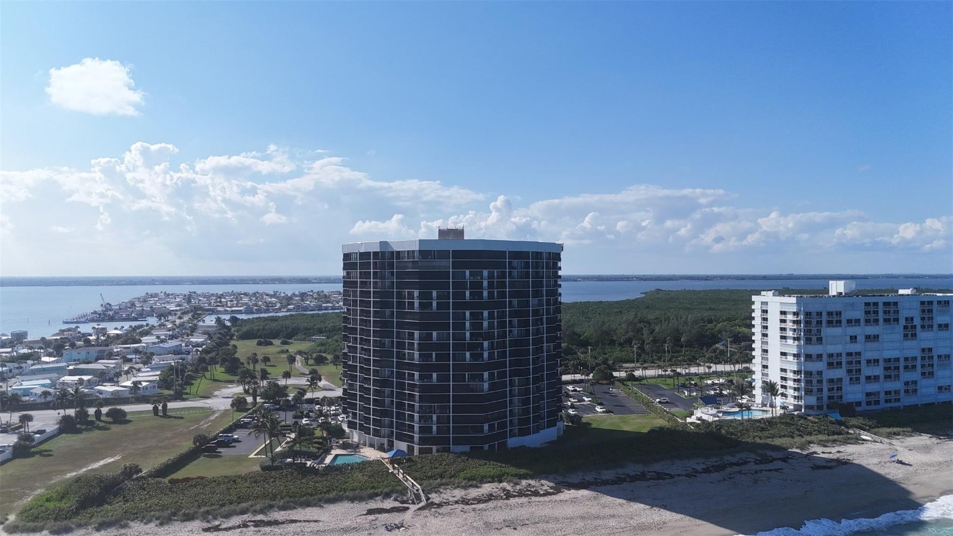 PRINCESS OF HUTCHINSON IS - Residential