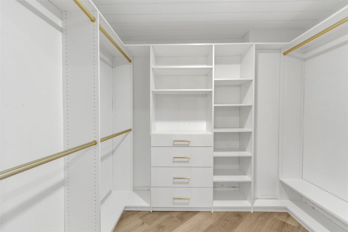 PRINCESS OF HUTCHINSON IS - Residential