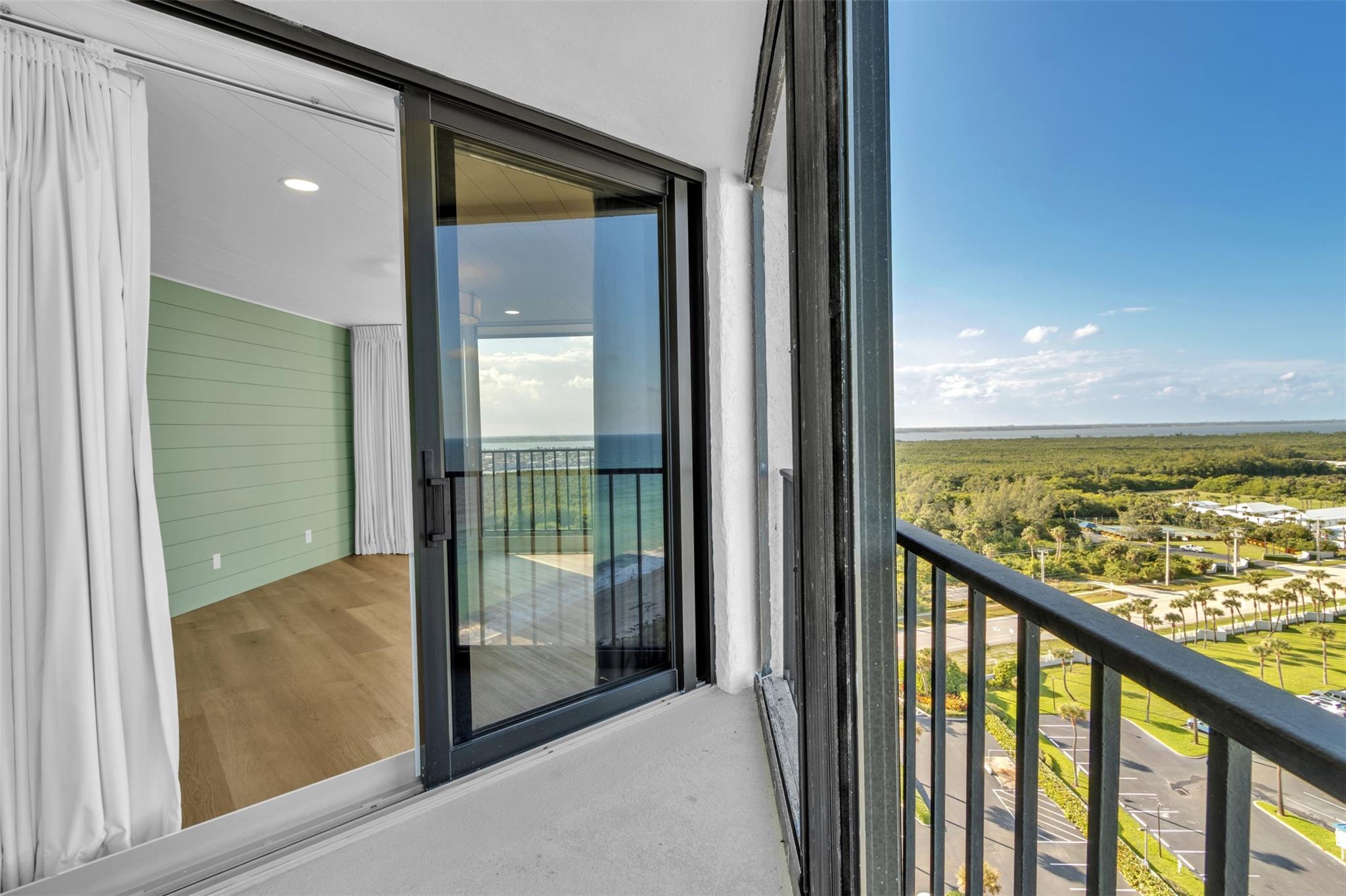 PRINCESS OF HUTCHINSON IS - Residential