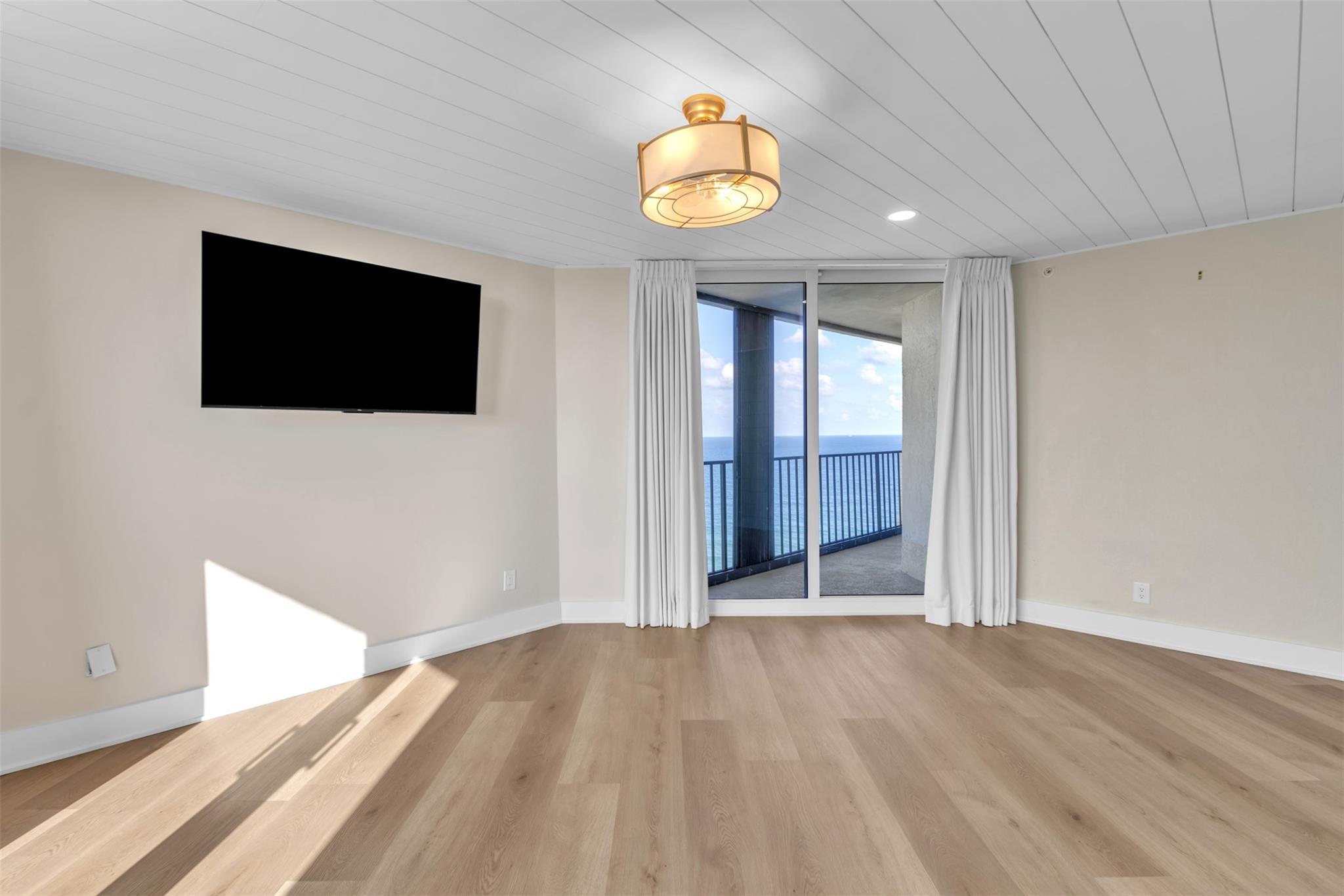 PRINCESS OF HUTCHINSON IS - Residential