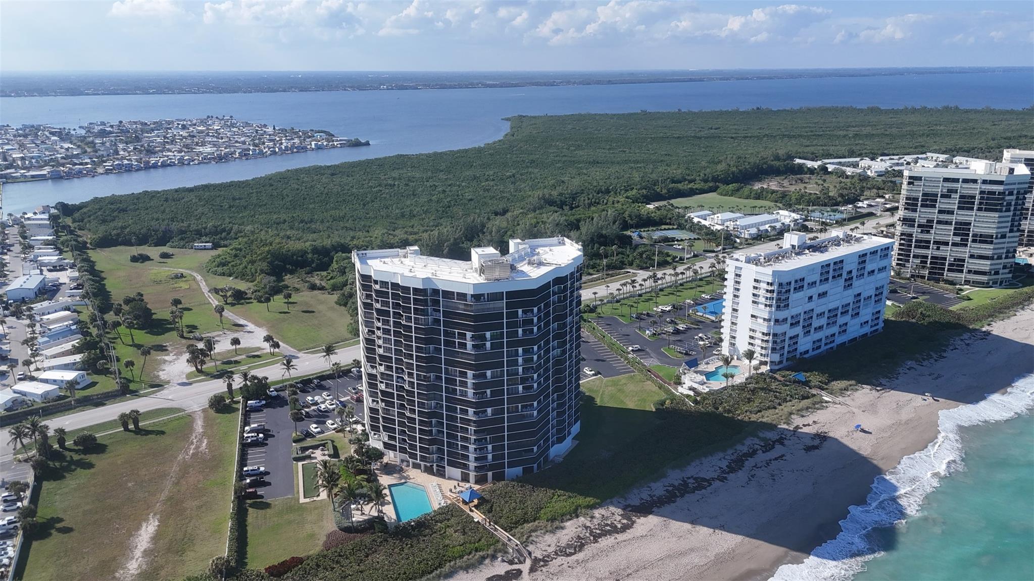 PRINCESS OF HUTCHINSON IS - Residential