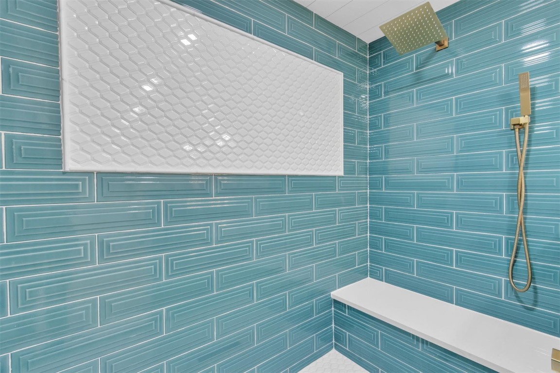 PRINCESS OF HUTCHINSON IS - Residential