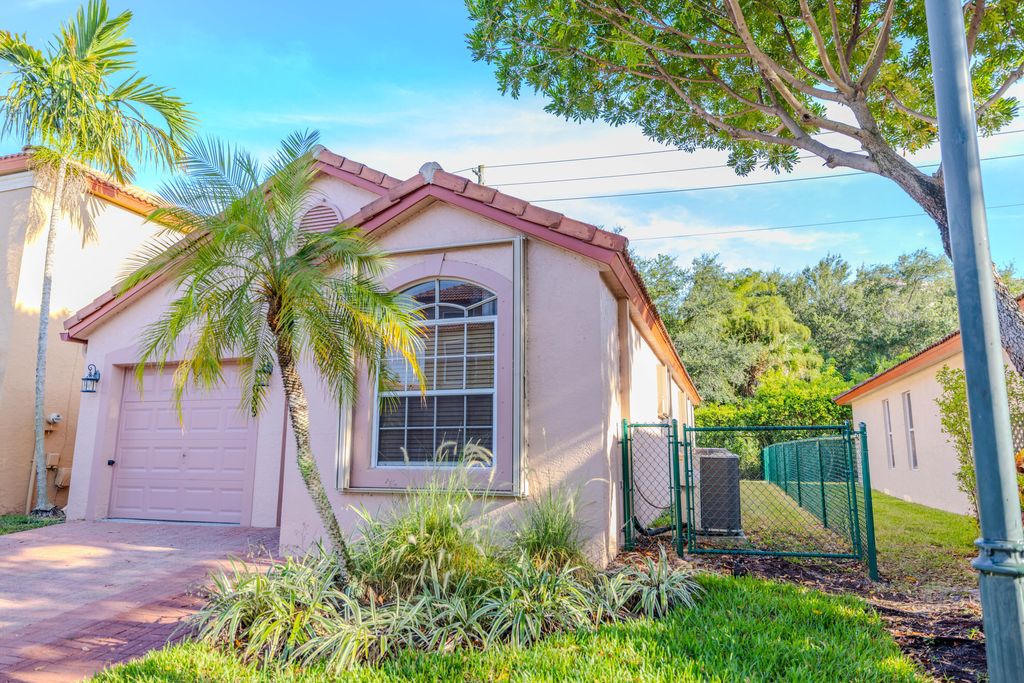 Photo of 1089 Via Jardin, West Palm Beach, FL 33418 (MLS # R11113084)