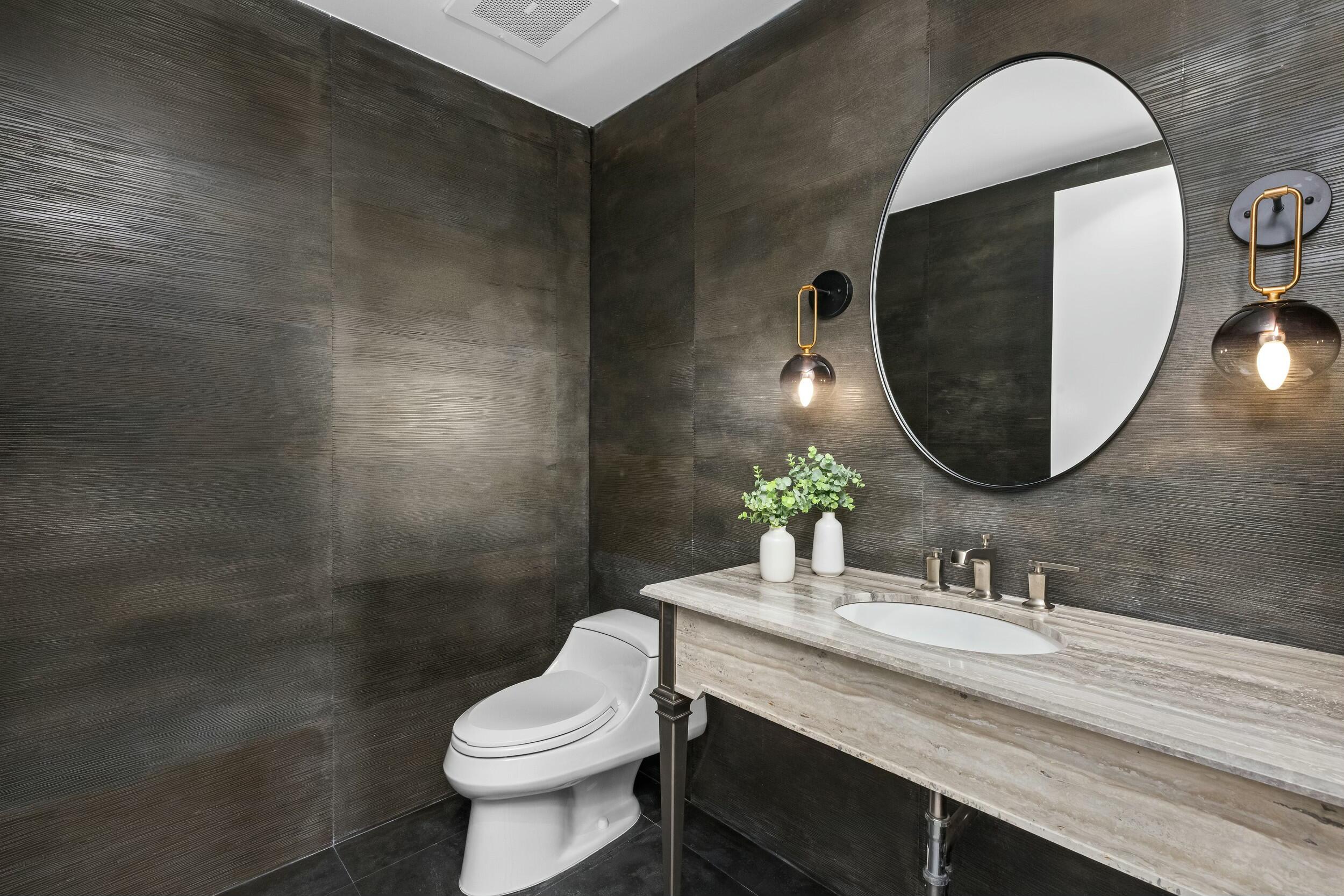 Luxuria - Residential