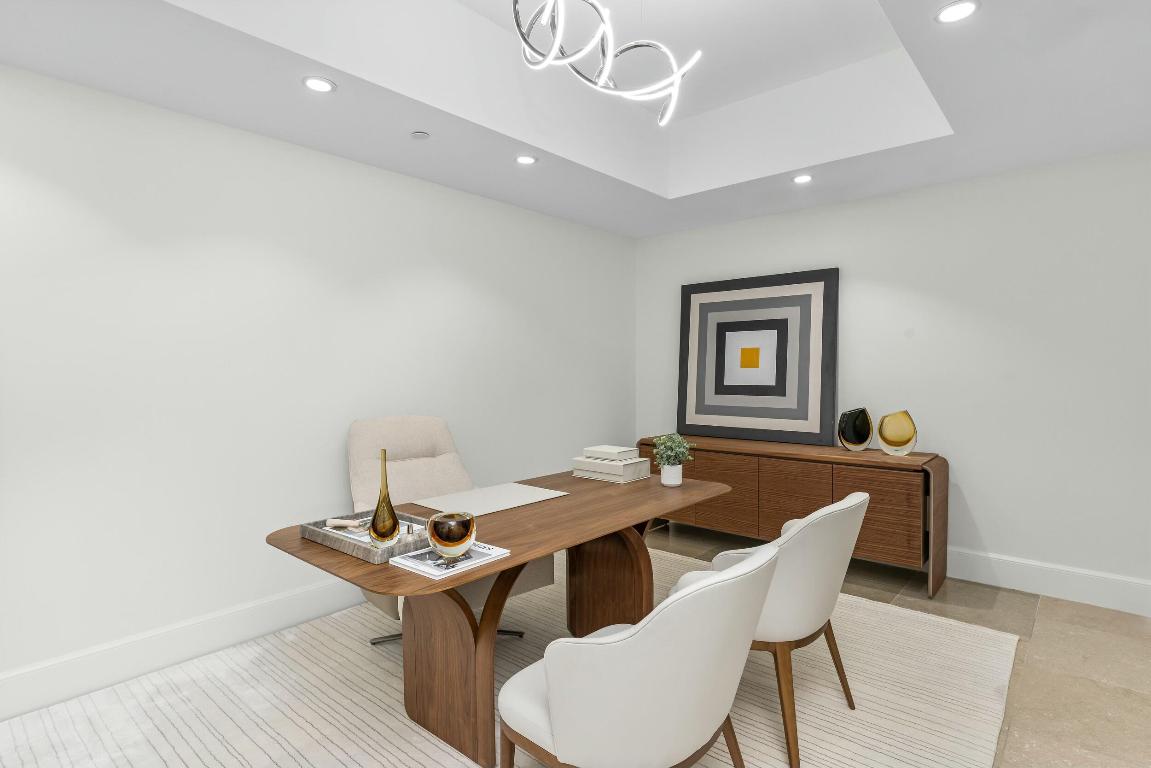 Luxuria - Residential