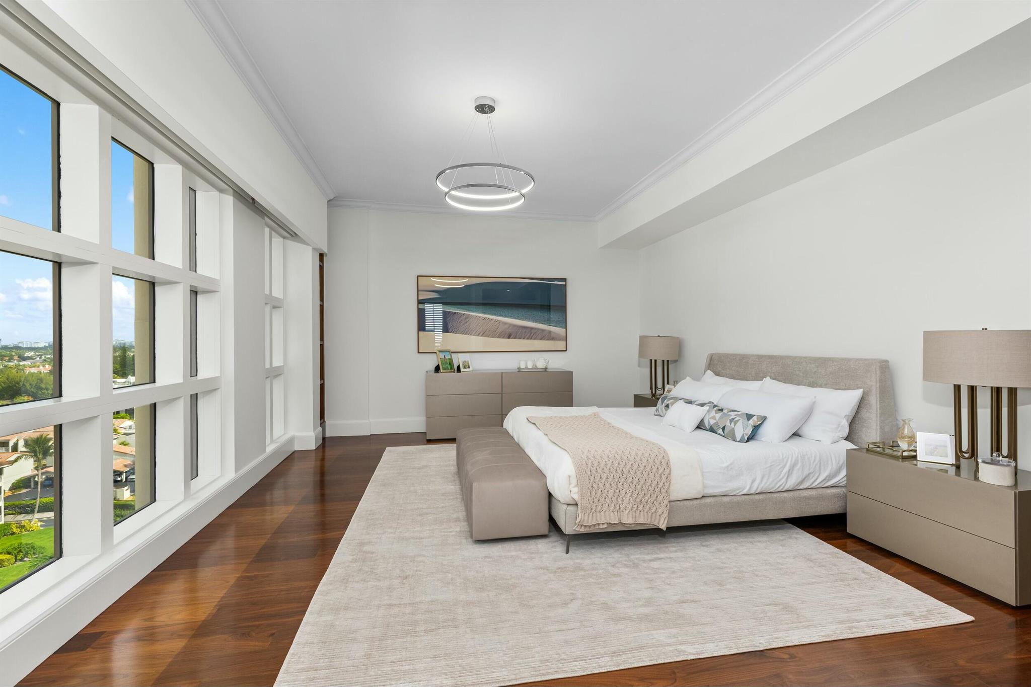 Luxuria - Residential