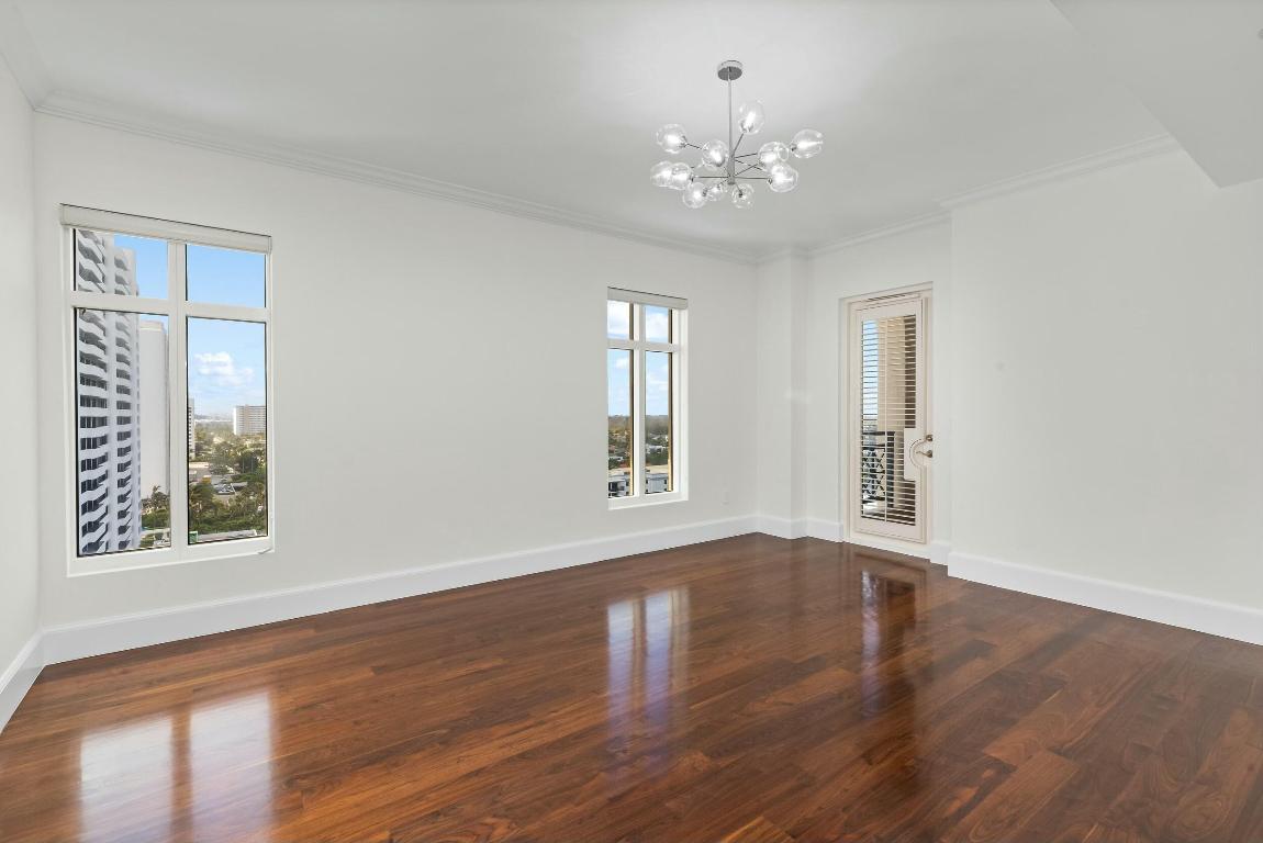 Luxuria - Residential