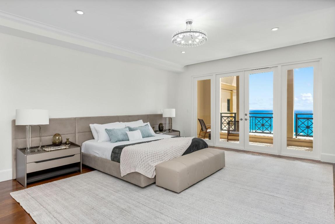 Luxuria - Residential