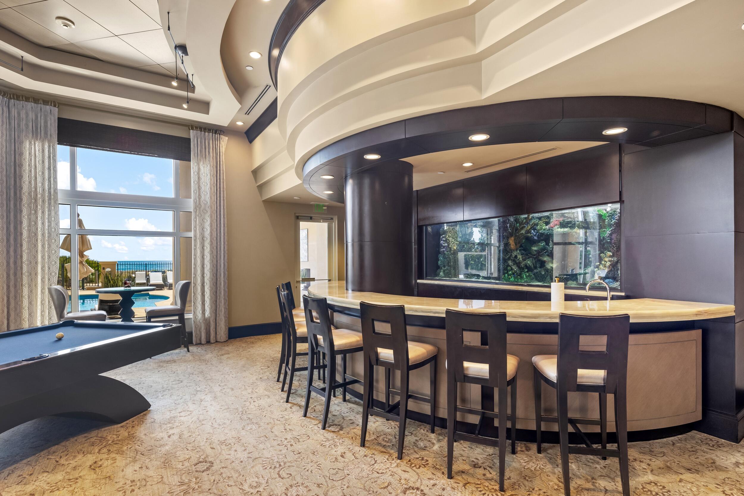 Luxuria - Residential