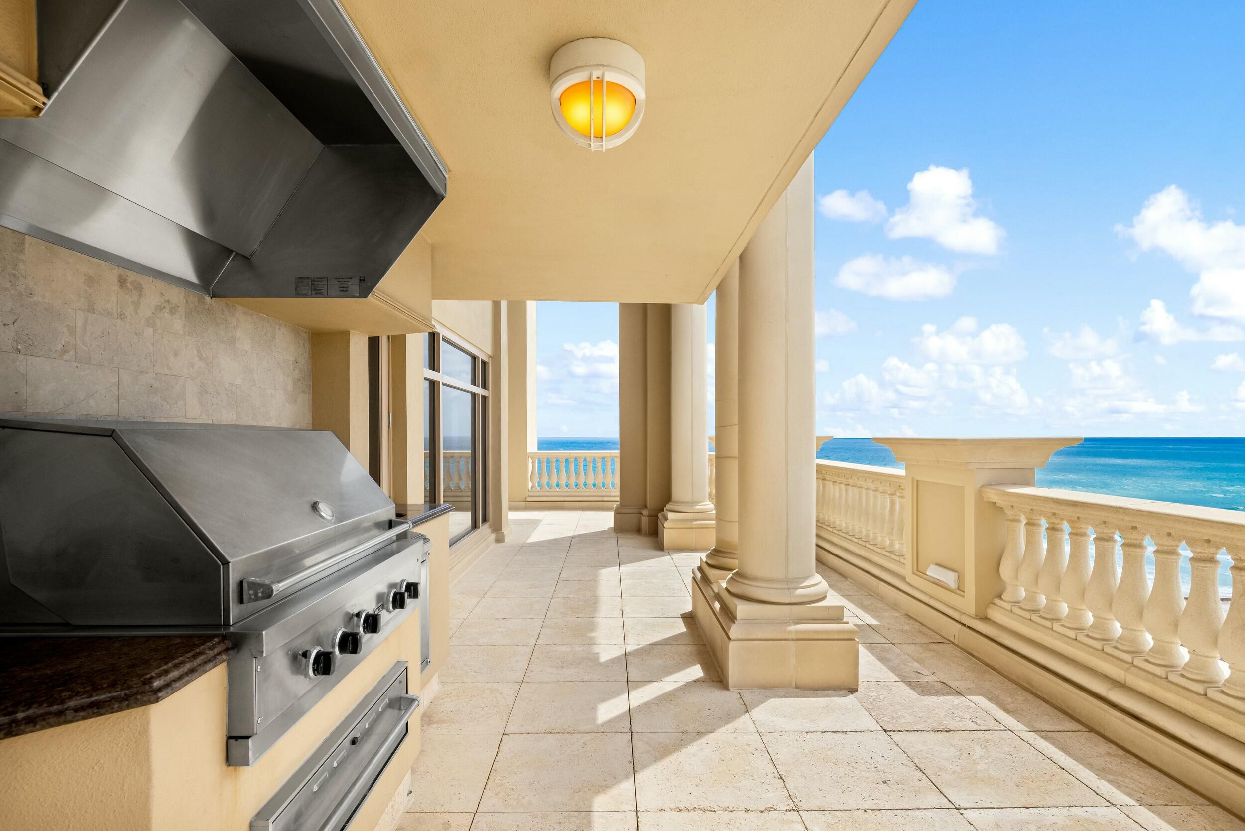 Luxuria - Residential