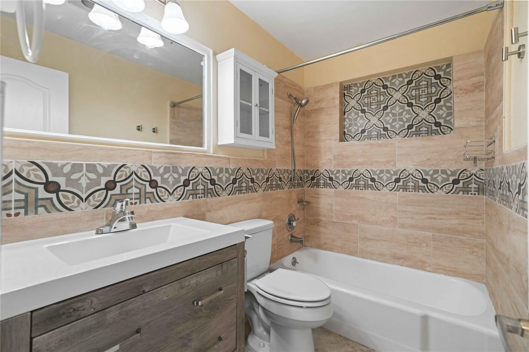 North Andrews Gardens Fir - Residential