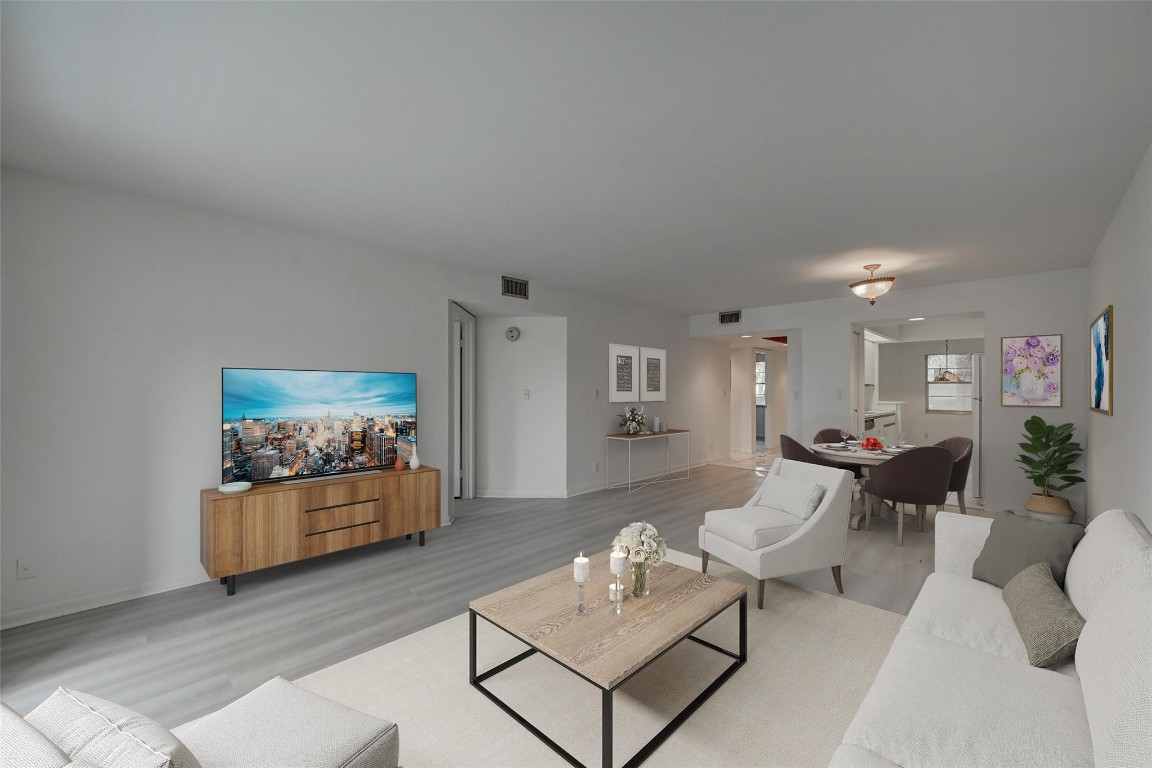 WYNMOOR VILLAGE - Residential