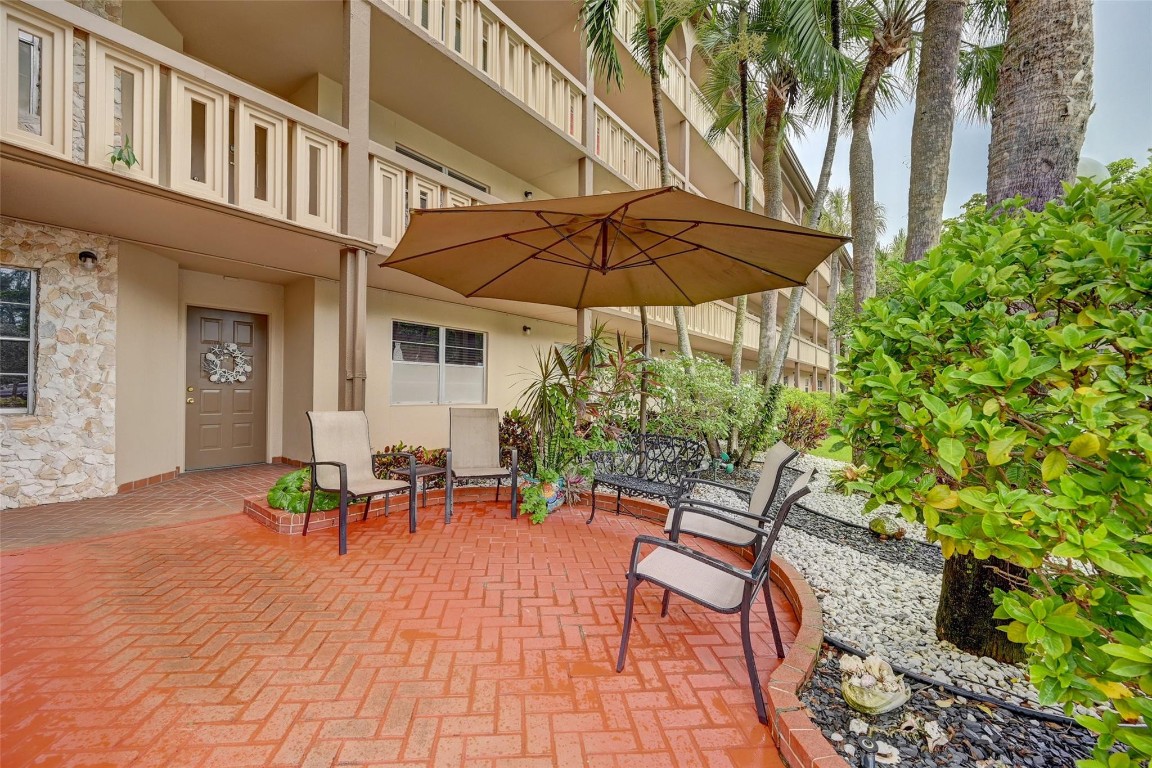 WYNMOOR VILLAGE - Residential