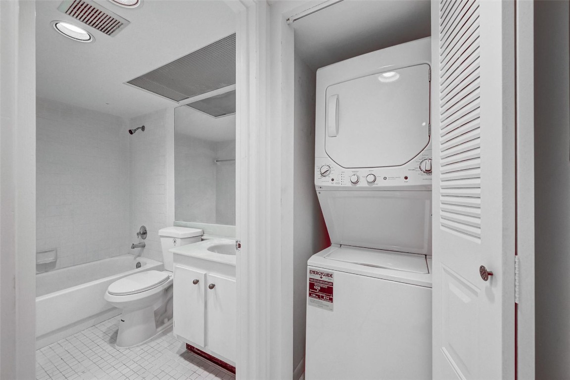 WYNMOOR VILLAGE - Residential