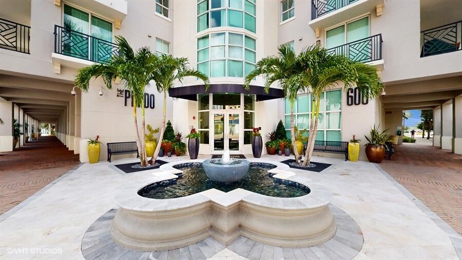 Photo of 600 S DIXIE HWY #612, West Palm Beach, FL 33401 (MLS # B26078755)