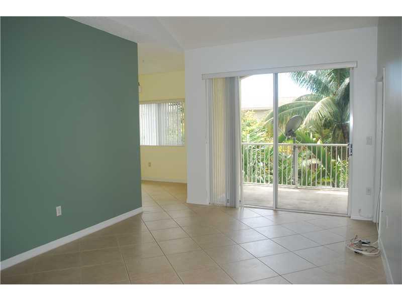 UNIVERSITY PARC RESIDENCE - Residential Lease