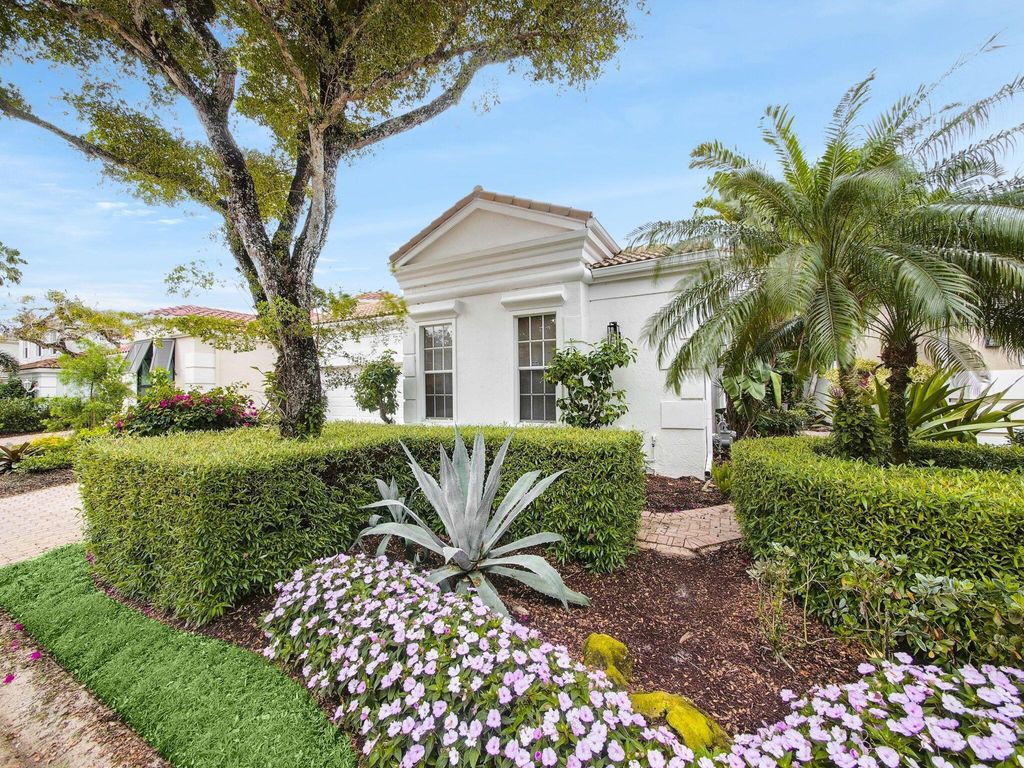 Photo of 140 Sunset Bay Drive, Palm Beach Gardens, FL 33418 (MLS # R11078027)