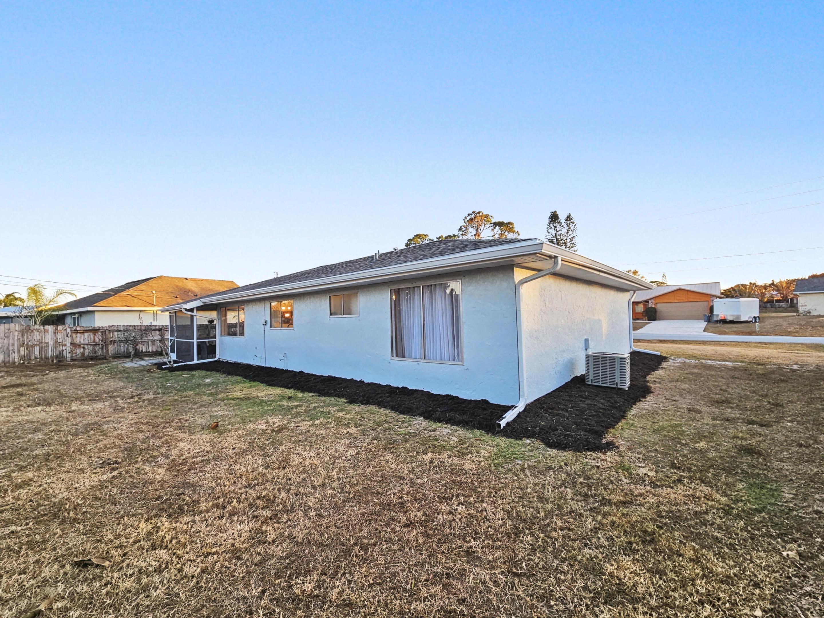 PORT ST LUCIE SECTION 13 - Residential