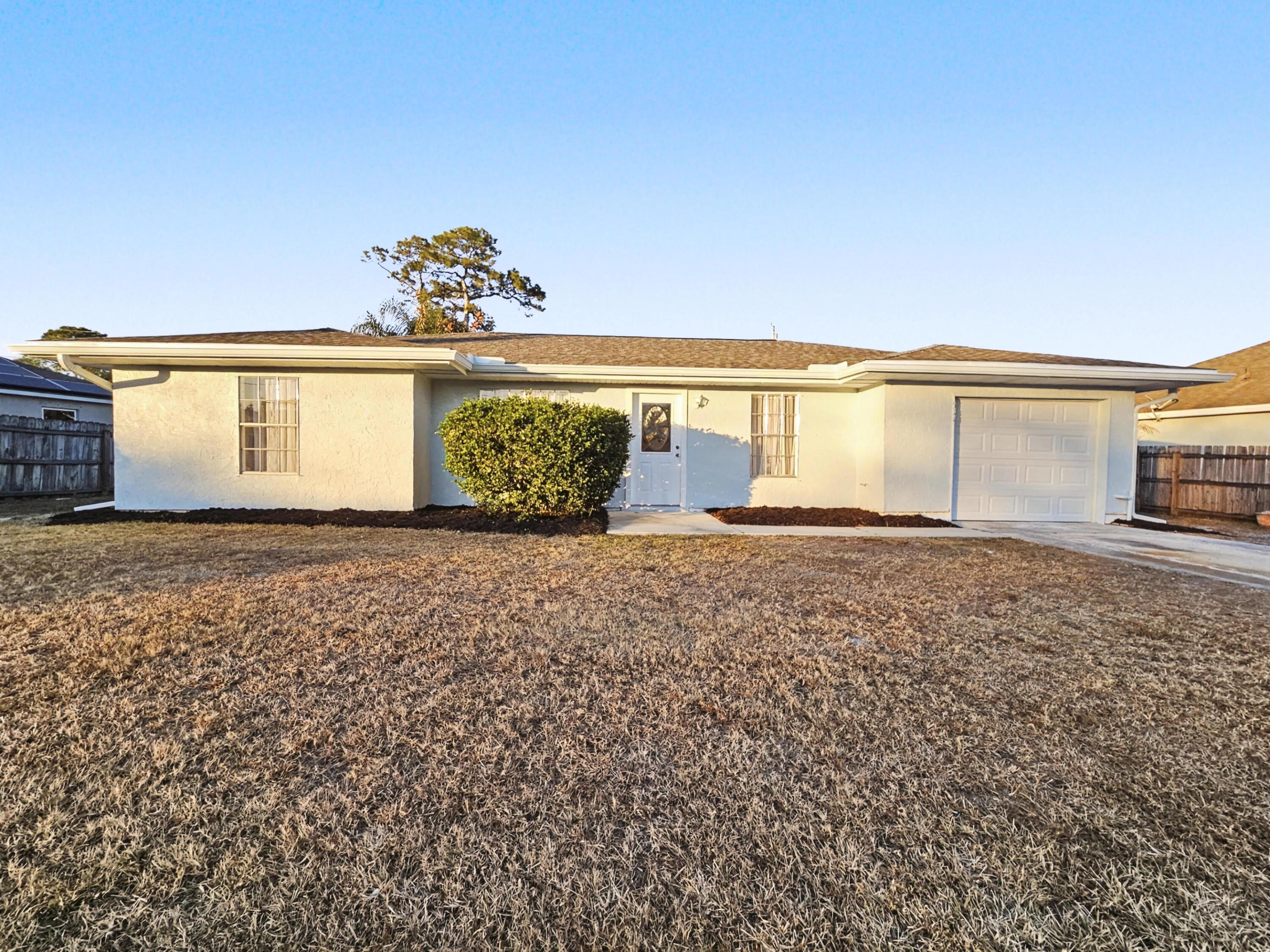 PORT ST LUCIE SECTION 13 - Residential