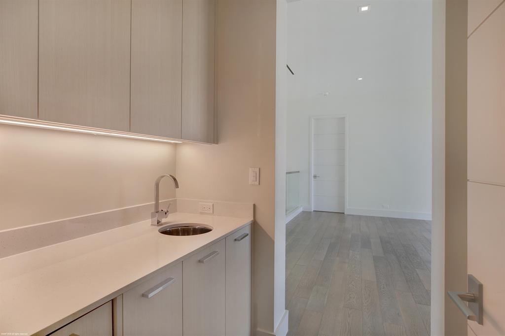 ST ANDREWS COUNTRY CLUB - Residential