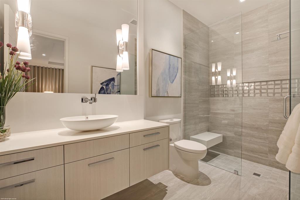 ST ANDREWS COUNTRY CLUB - Residential