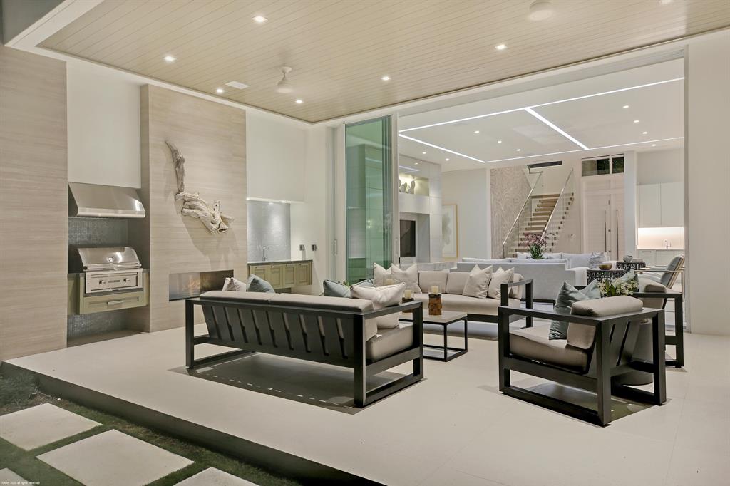 ST ANDREWS COUNTRY CLUB - Residential