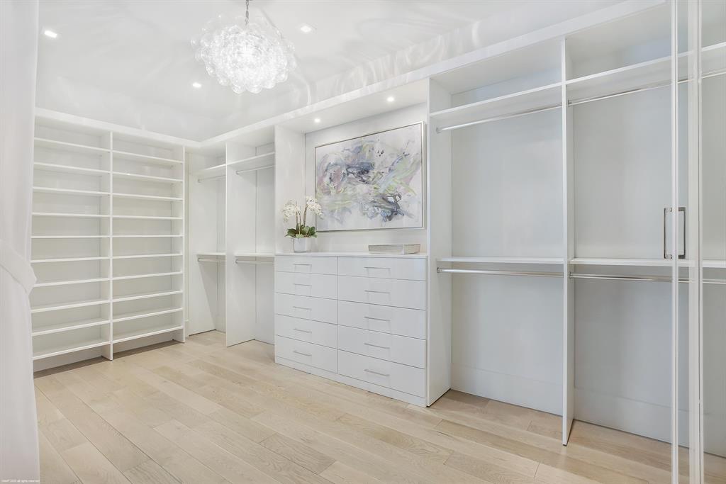 ST ANDREWS COUNTRY CLUB - Residential