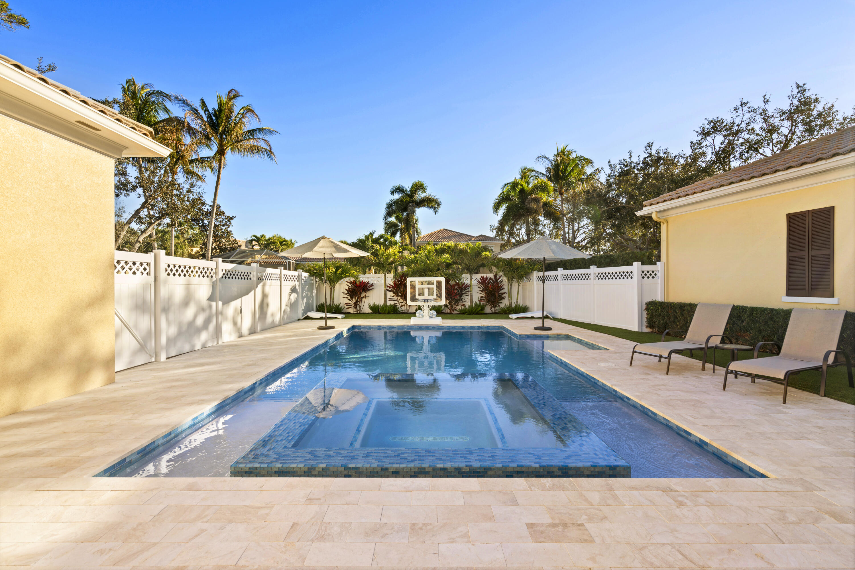 TUSCANY AT ABACOA 2 - Residential